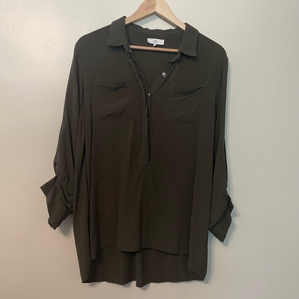 Double front pocket tunic